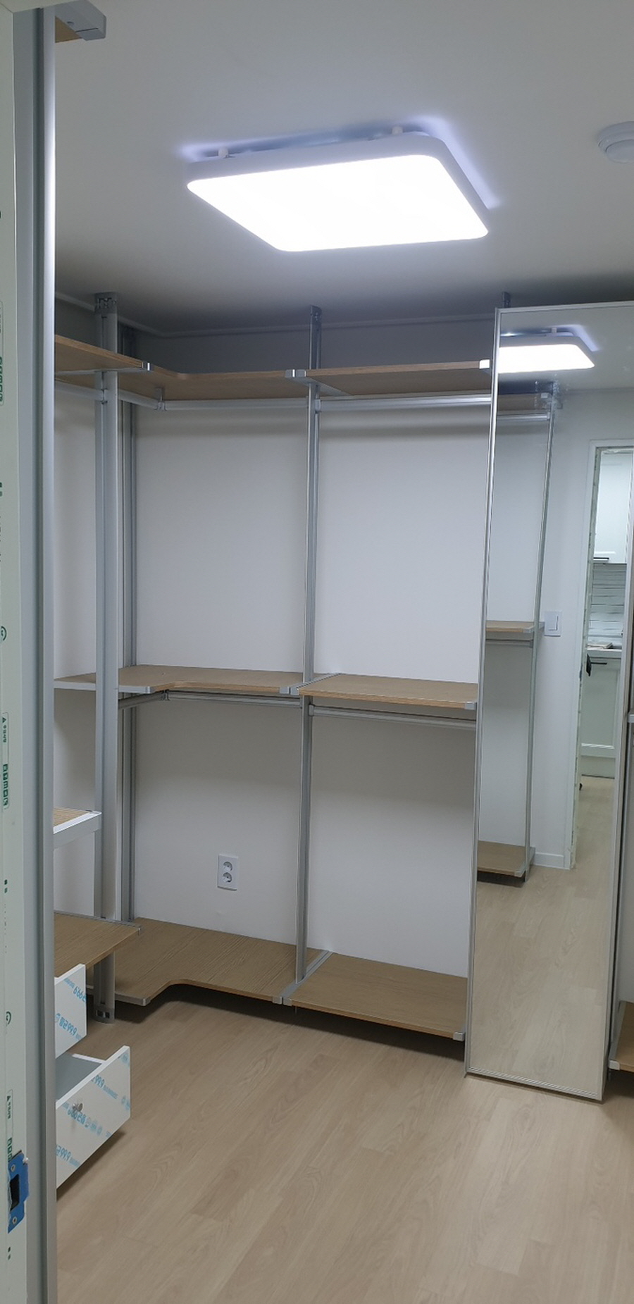 31976742_OLNoVTZx_31f8a8213662c40277454ab41f60d810cebb626e.jpg 이미지크게보기