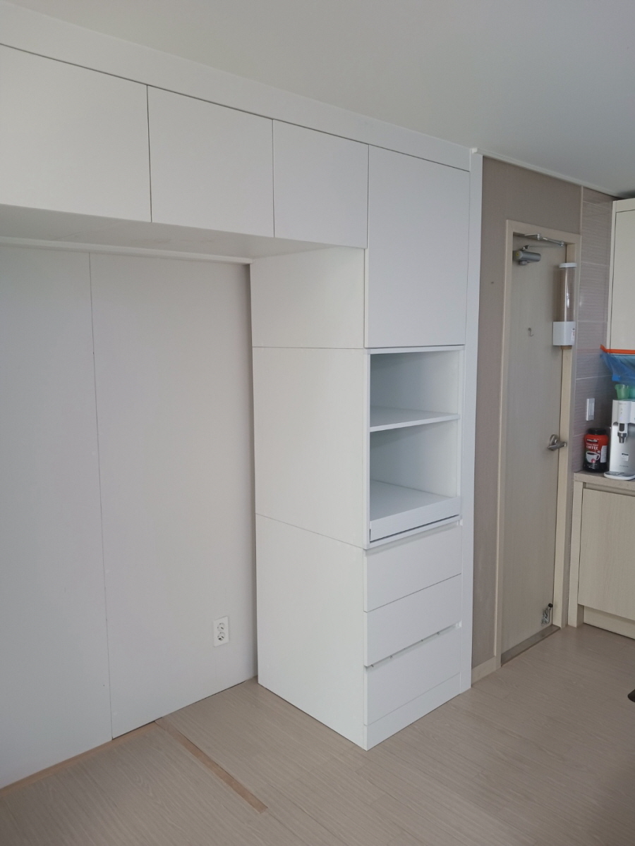 3555819040_QeJMkKlq_f9b5621a228c64f4d8a69faf1ab2e2fdbac3c502.jpg 이미지크게보기